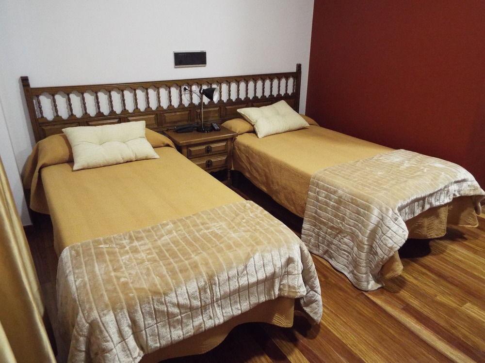 Hotel Ansuina Banos Del Molgas Zewnętrze zdjęcie